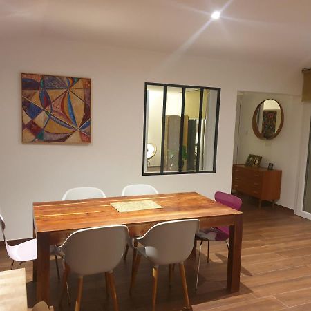 Jas Dou Felibrige Bed & Breakfast Puget-Ville Екстериор снимка